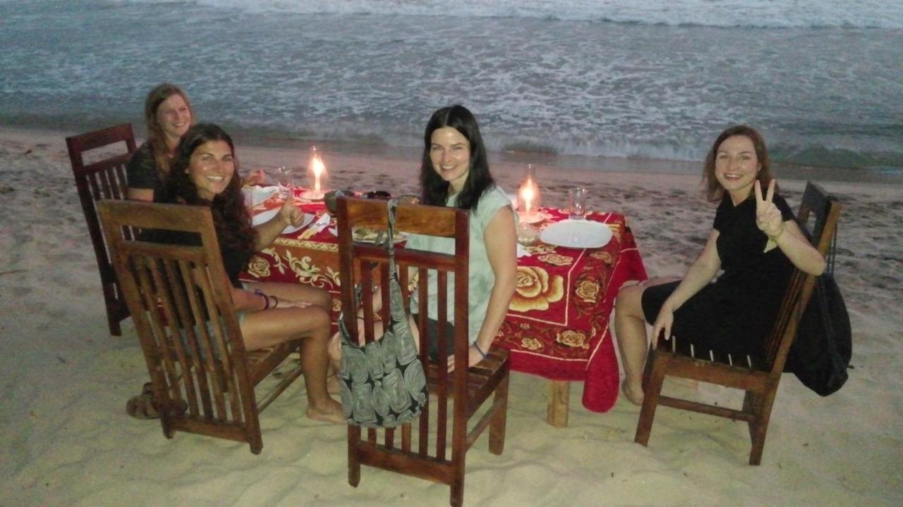Jasmine White House Restaurant & Spa Dikwella Exterior foto