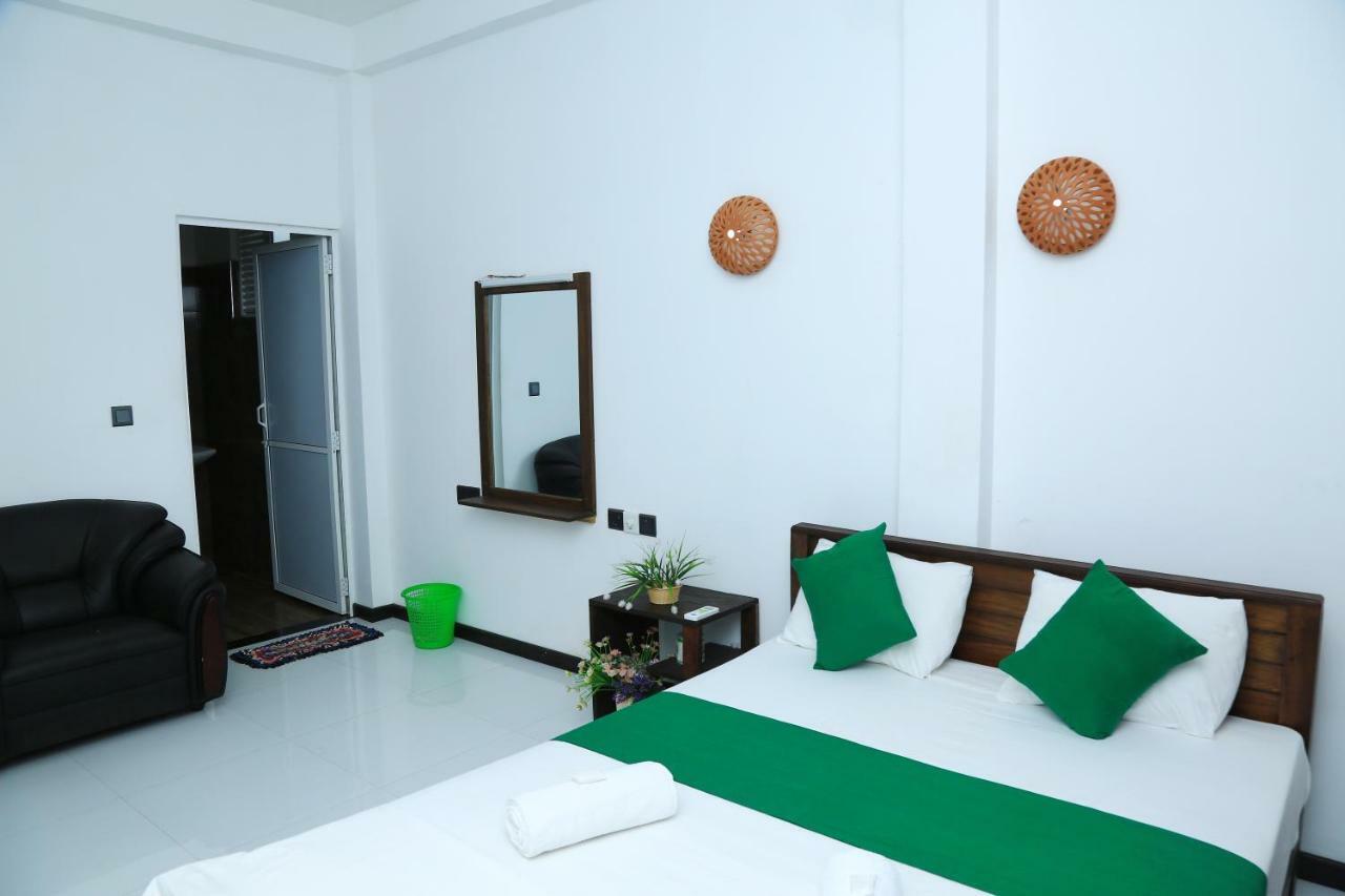 Jasmine White House Restaurant & Spa Dikwella Exterior foto